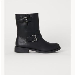 NWT H&M Black Boots Size 7